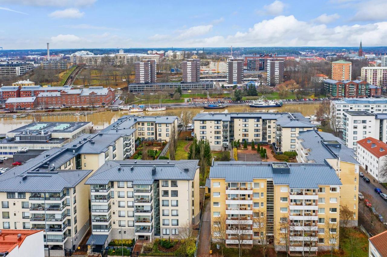 Apartment Sleepwell Tiili With Private Sauna And Parking Turku Bagian luar foto