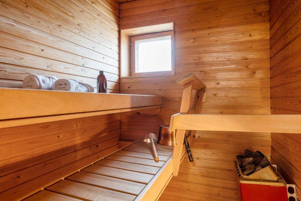 Apartment Sleepwell Tiili With Private Sauna And Parking Turku Bagian luar foto